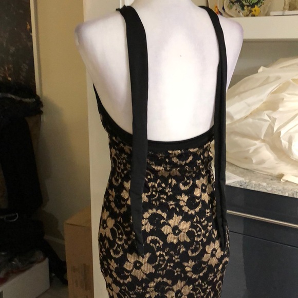 Fits 6-8 Black and gold halter mermaid - Picture 7 of 8